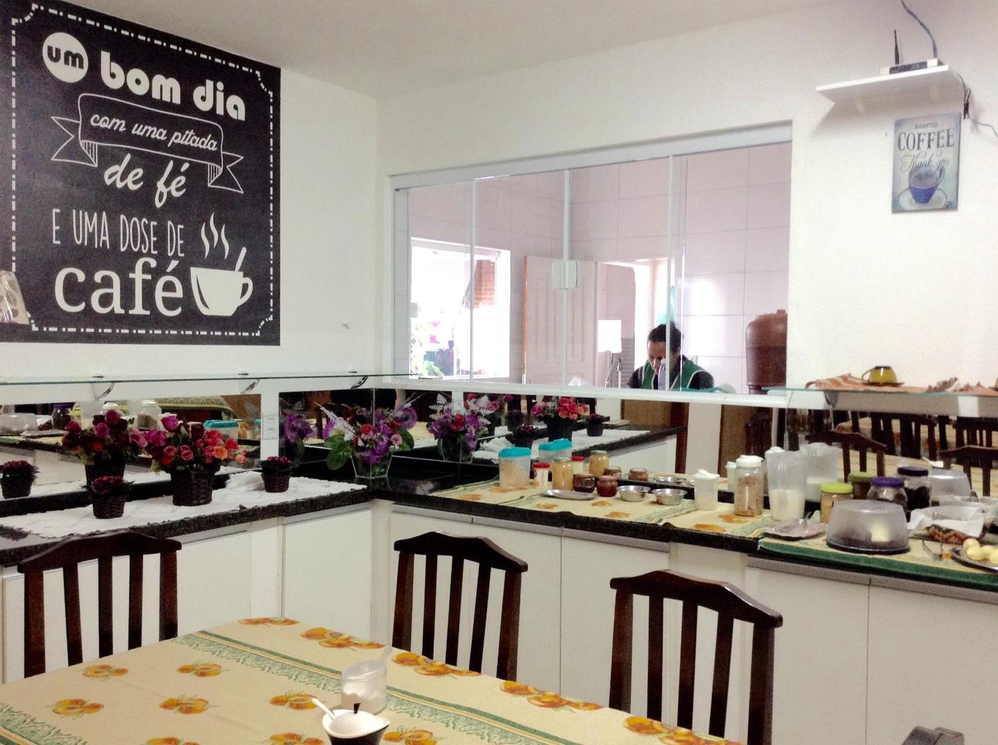Espaco Alvorada ,Agendamento Das Atividades, Cafe Da Manha ,Banheira E Piscina No Centro Brotas Extérieur photo
