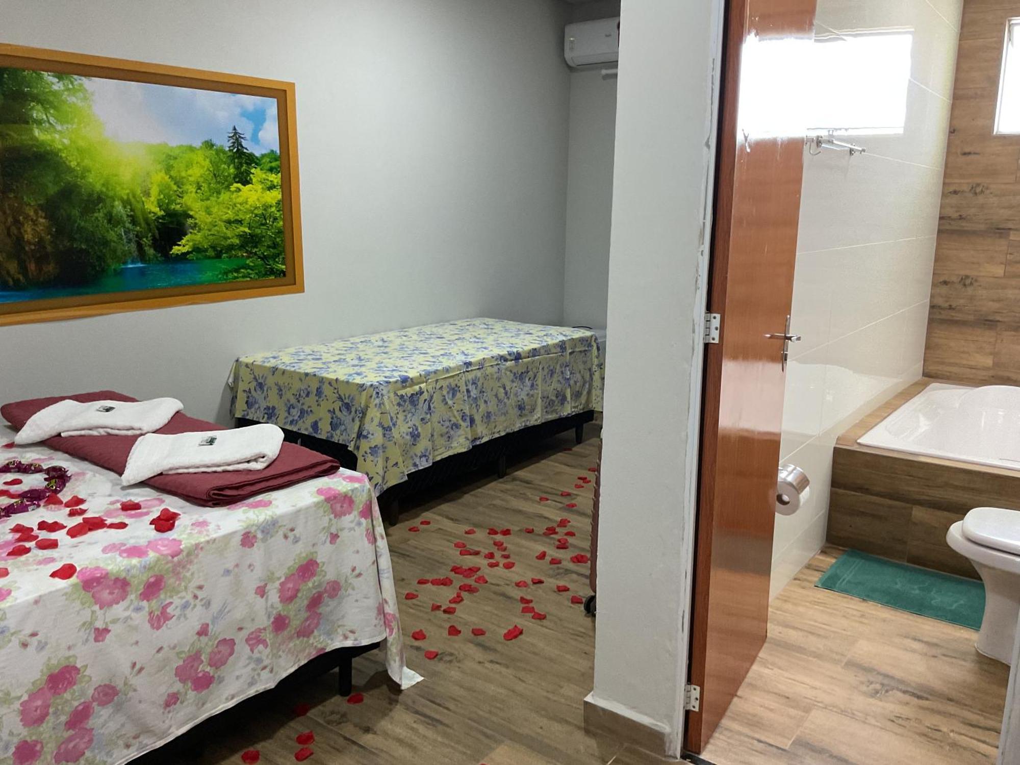 Espaco Alvorada ,Agendamento Das Atividades, Cafe Da Manha ,Banheira E Piscina No Centro Brotas Extérieur photo